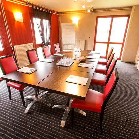 Design & Restaurant 2*