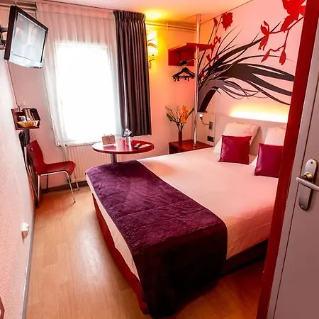 Hotel Inn Design & Restaurant Sedan Hotel 2*