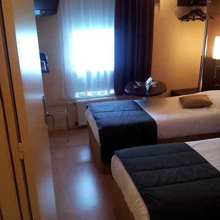 Hotel Design & Restaurant 2*