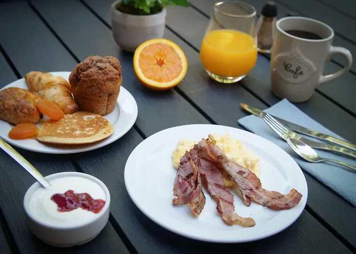 Design & Restaurant 2*